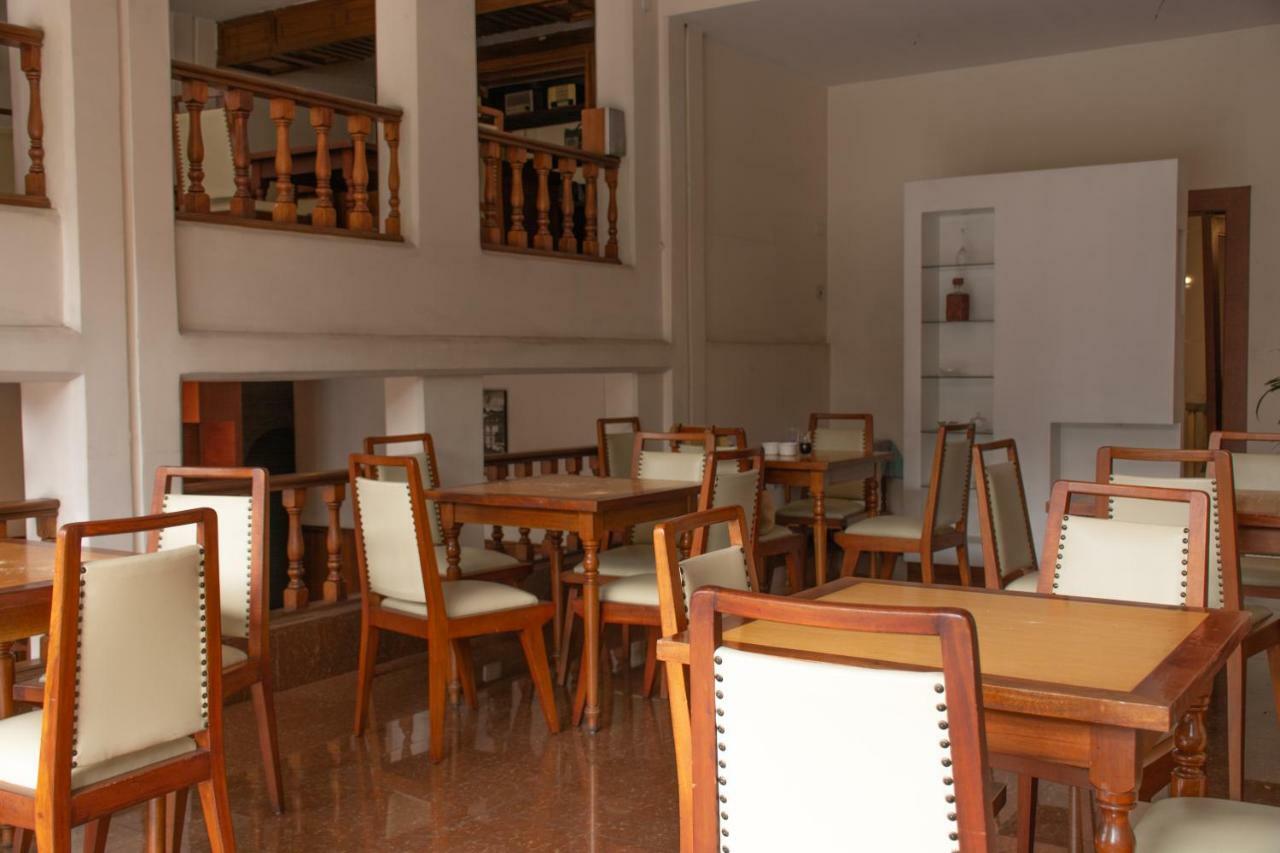 Hotel Cumanda Alfaro Εξωτερικό φωτογραφία